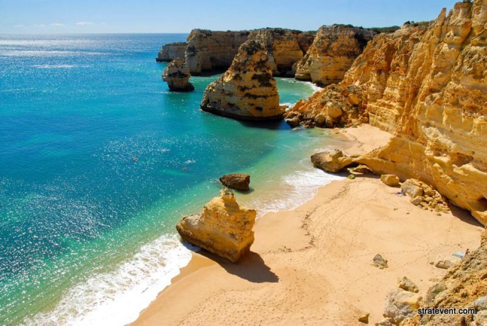 Algarve : team-building à la plage