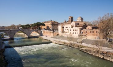 Rome : rallye en Fiat 500